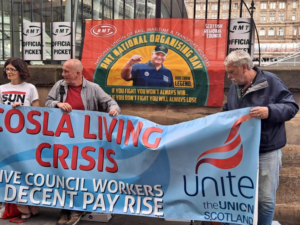 RMT Picket Line 25 June 2022 UNISON City of Edinburgh