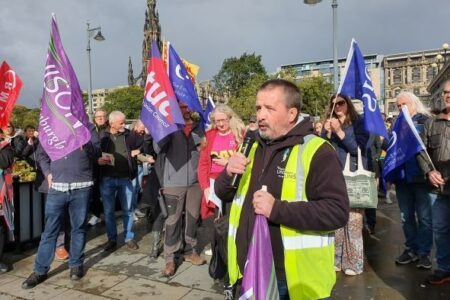 RMT, ASLEF and CWU picket line Saturday 1st October 2022